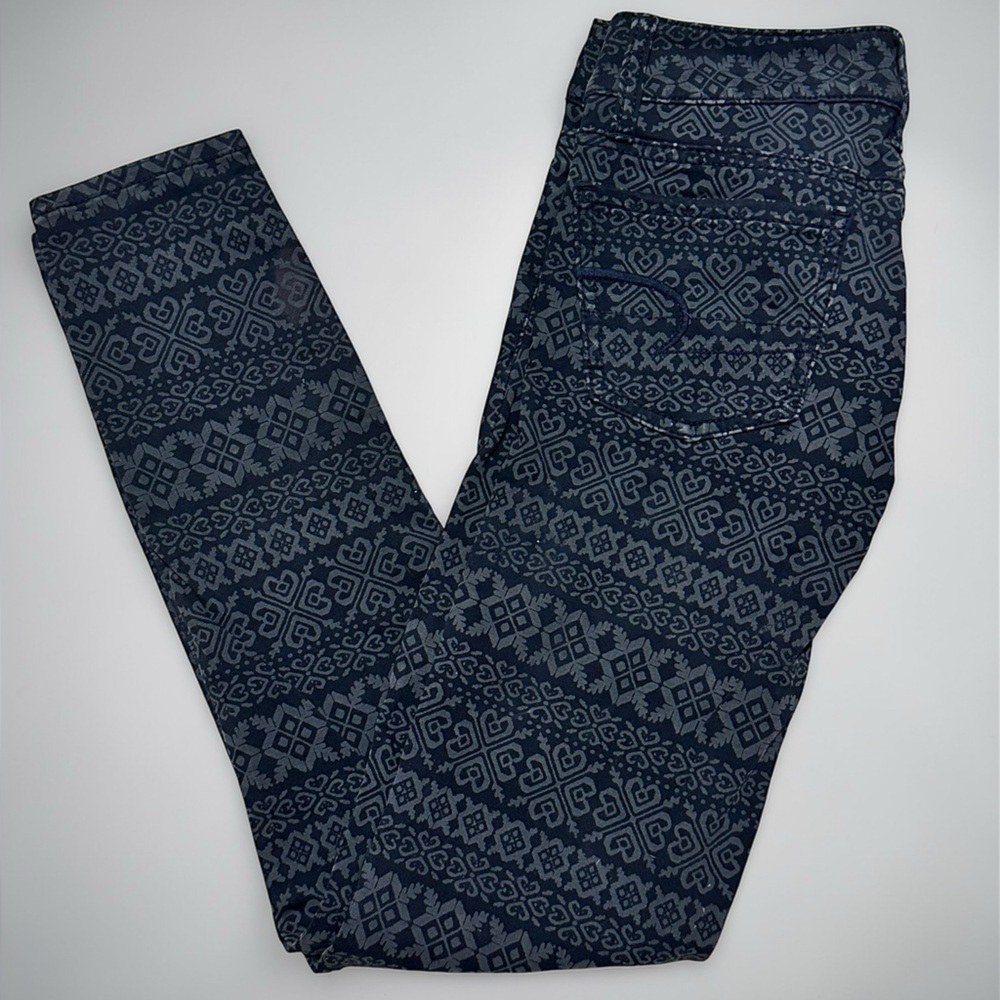 American Eagle Outfitters | Low Rise Geometrical Pattern Super Stretch Jeggings